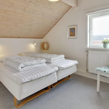 Appartamento Mildred - 2-3km From The Sea By Interhome *